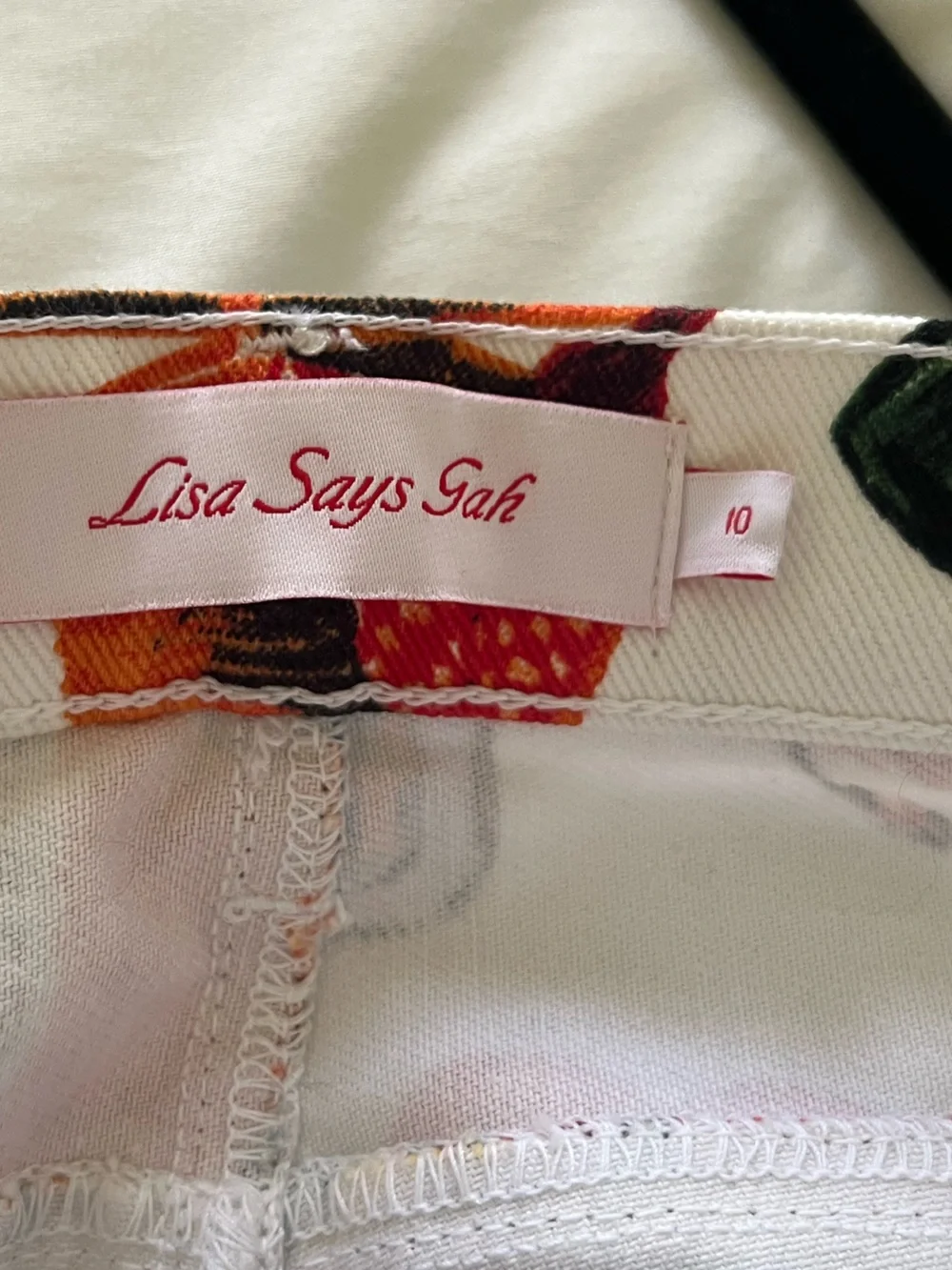 Lisa Says Gah Italian Summer Robyn Jean NWT Size 10 - Picture 6 of 7